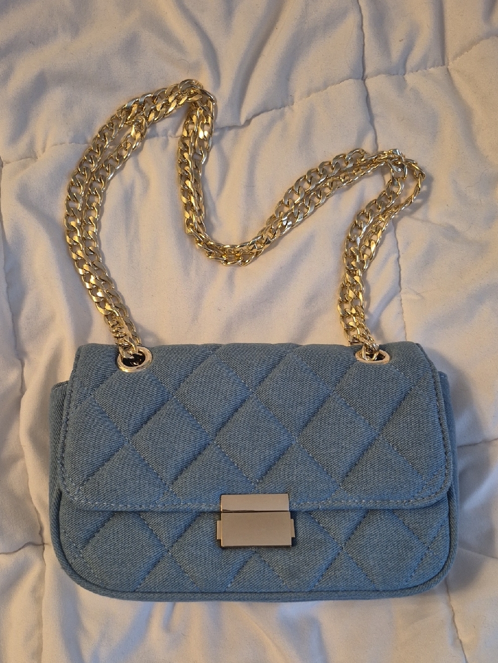 Quilted Light Blue Chain Shoulder Bag - Designer-Inspired Women's Bag